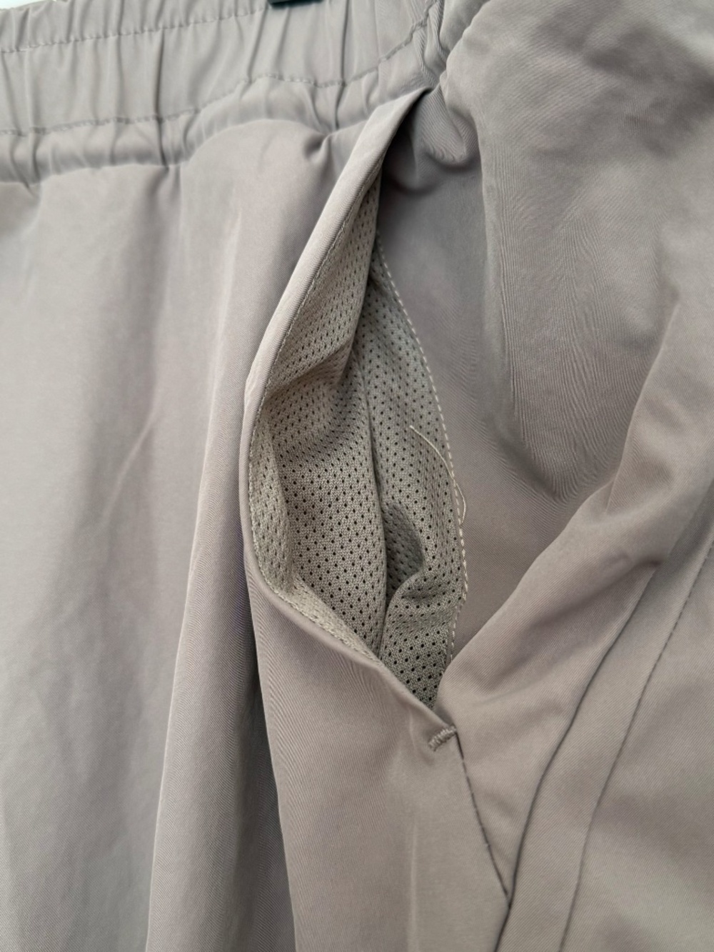 NWOT Size XL Avalanche Trek It Wide Leg Jogger in Driftwood - Picture 6 of 10